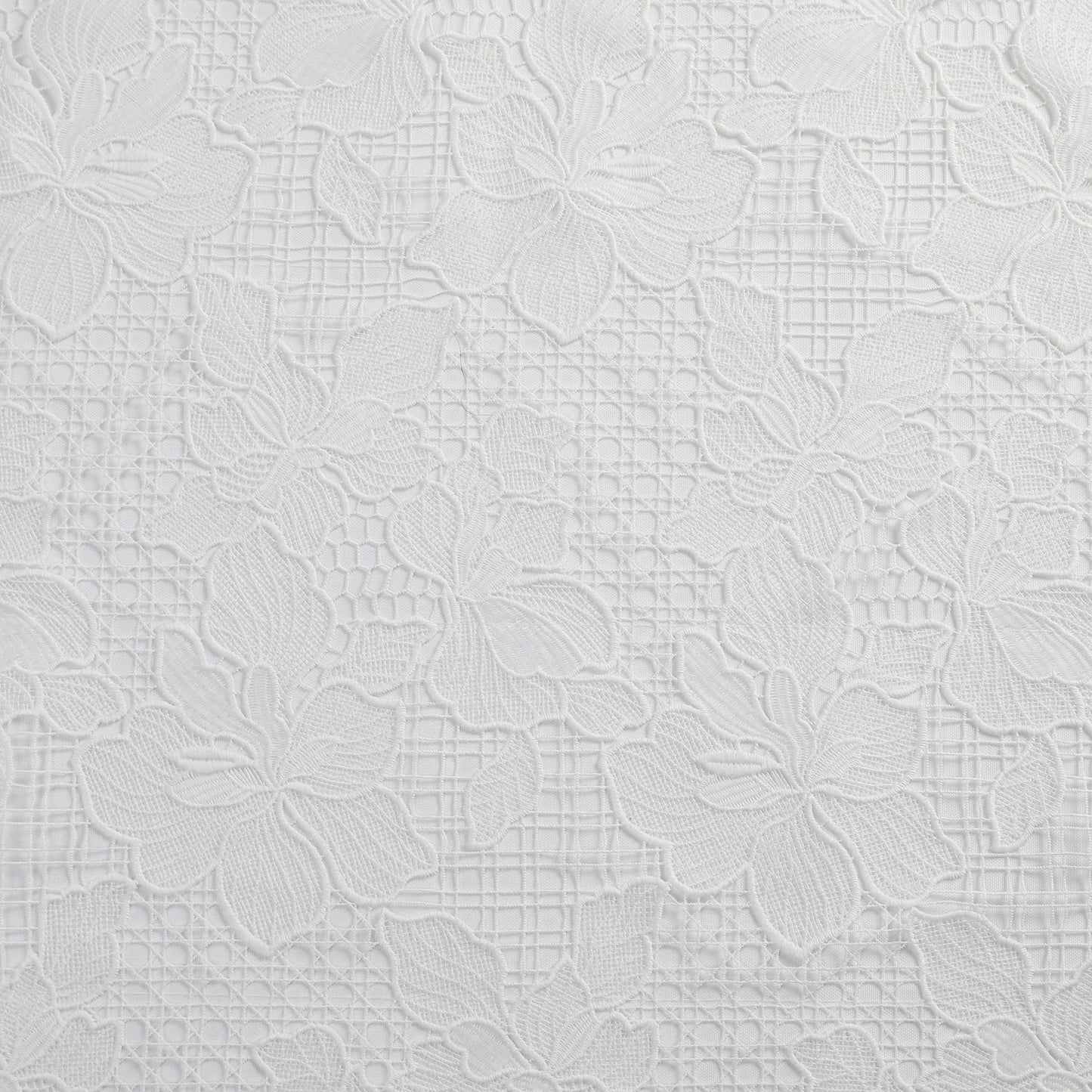 Lace Flower Lined Tablecloth