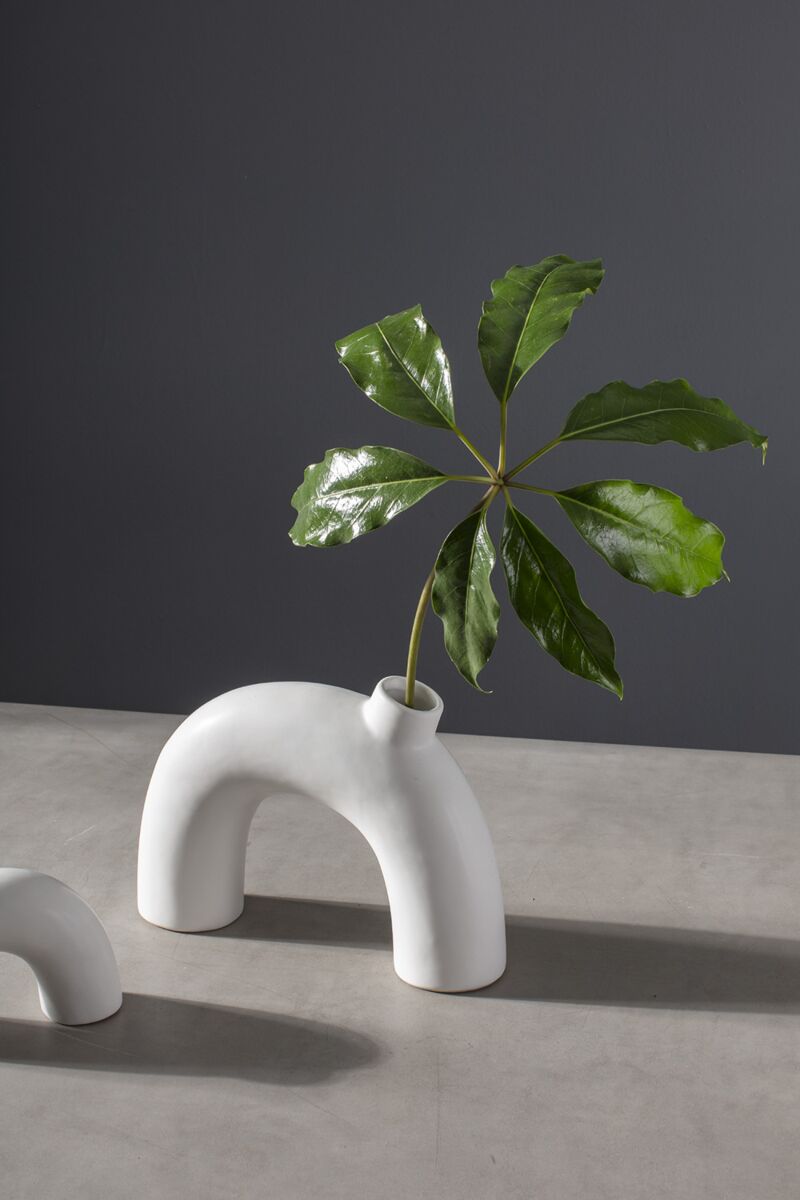 White Elia Vase 7.5"