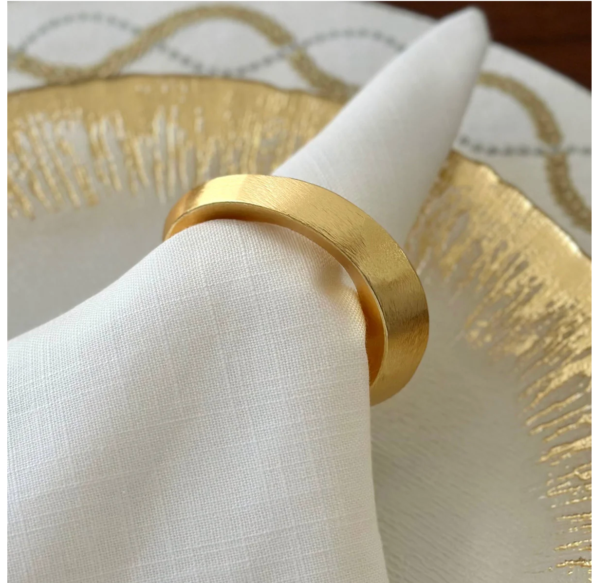 Oviform Gold Napkin Rings - Set of 4