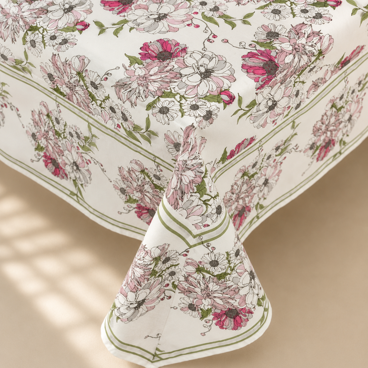 Collette Ivory Tablecloth