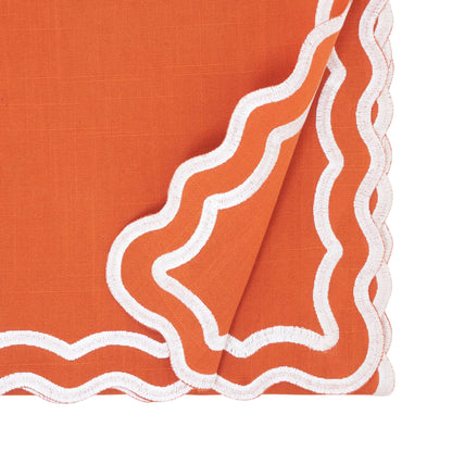 Scalloped Border Table Runner: Taupe / 16"x72"