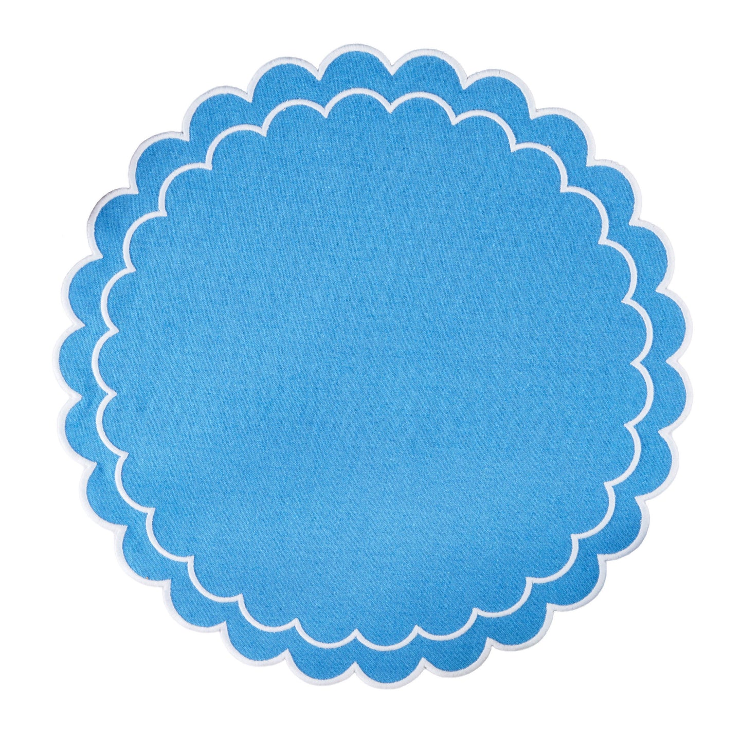 Round Scalloped Cotton Placemats: Black / 15"