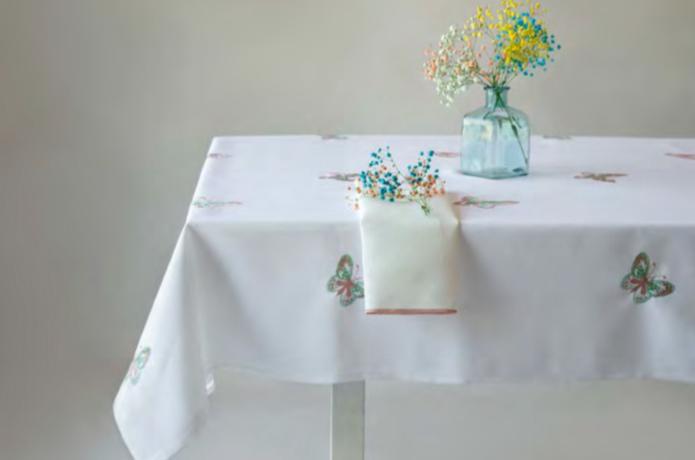 Butterfly  Pink/Green Tablecloth