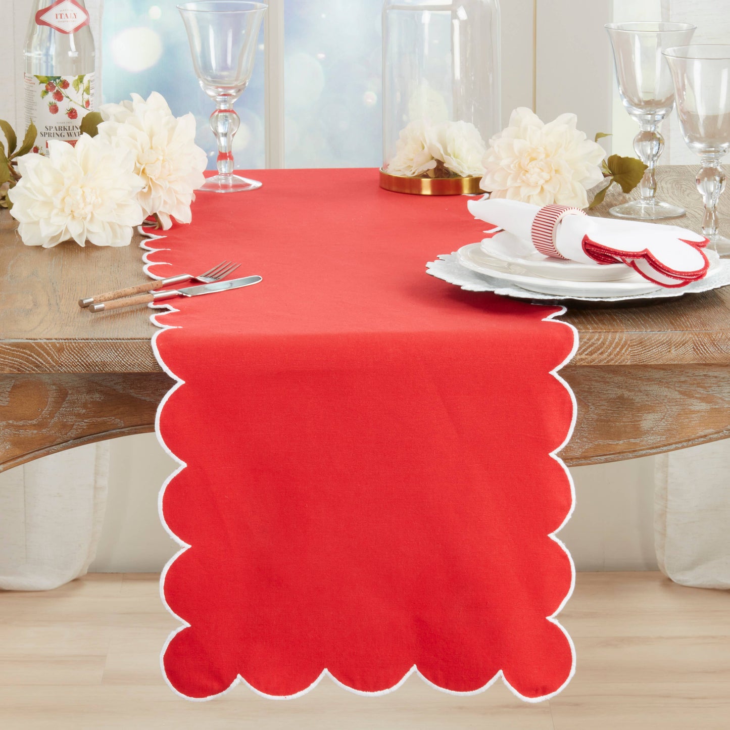 Cotton Scalloped Table Runner: Natural / 16"x72"