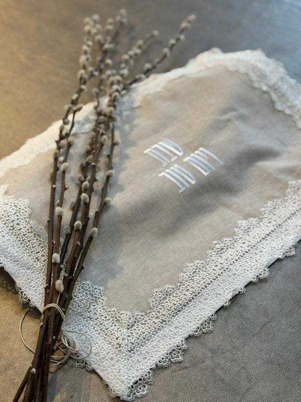Lace Linen Challah Covers