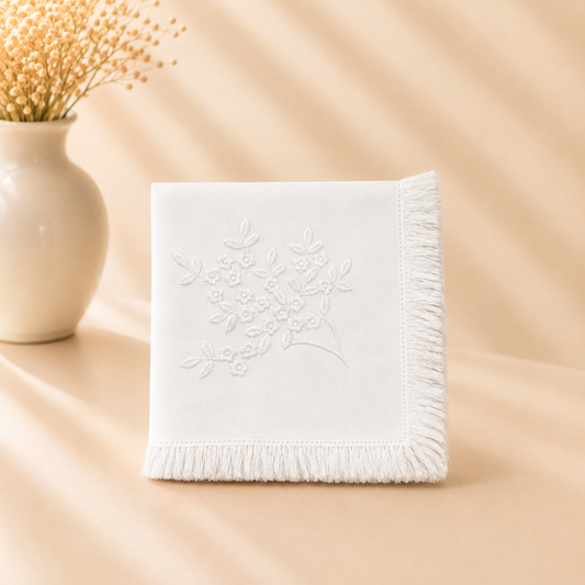Frayed Edge White Flower Napkin Set of 4 20”x20”