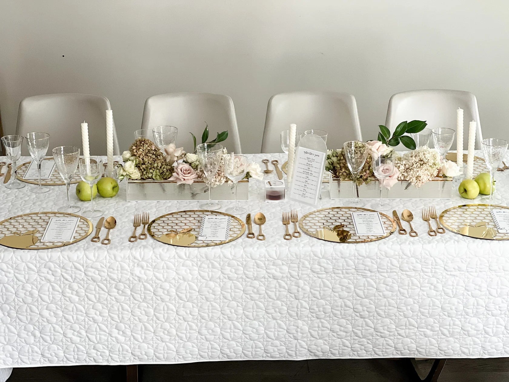 Paloma Quilted Tablecloth - Thumbnail 3