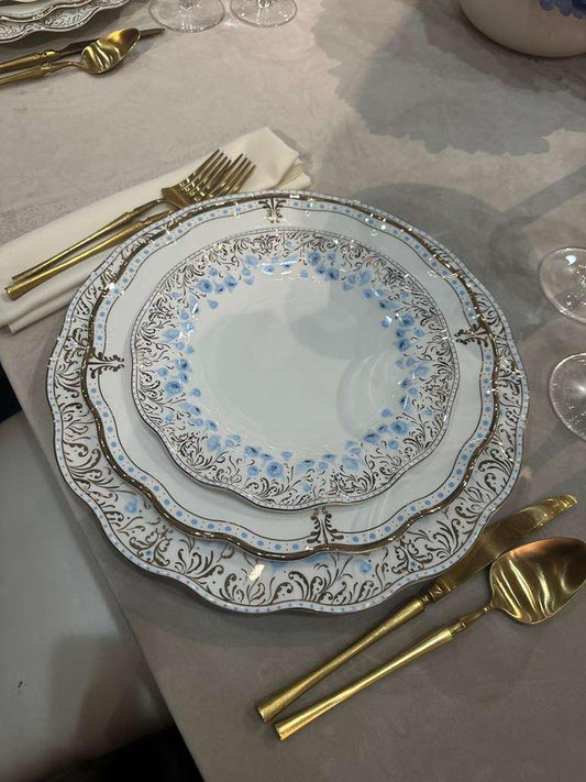 Clove Gold and Blue Accent 16pc Dinnerware Set Service for 4