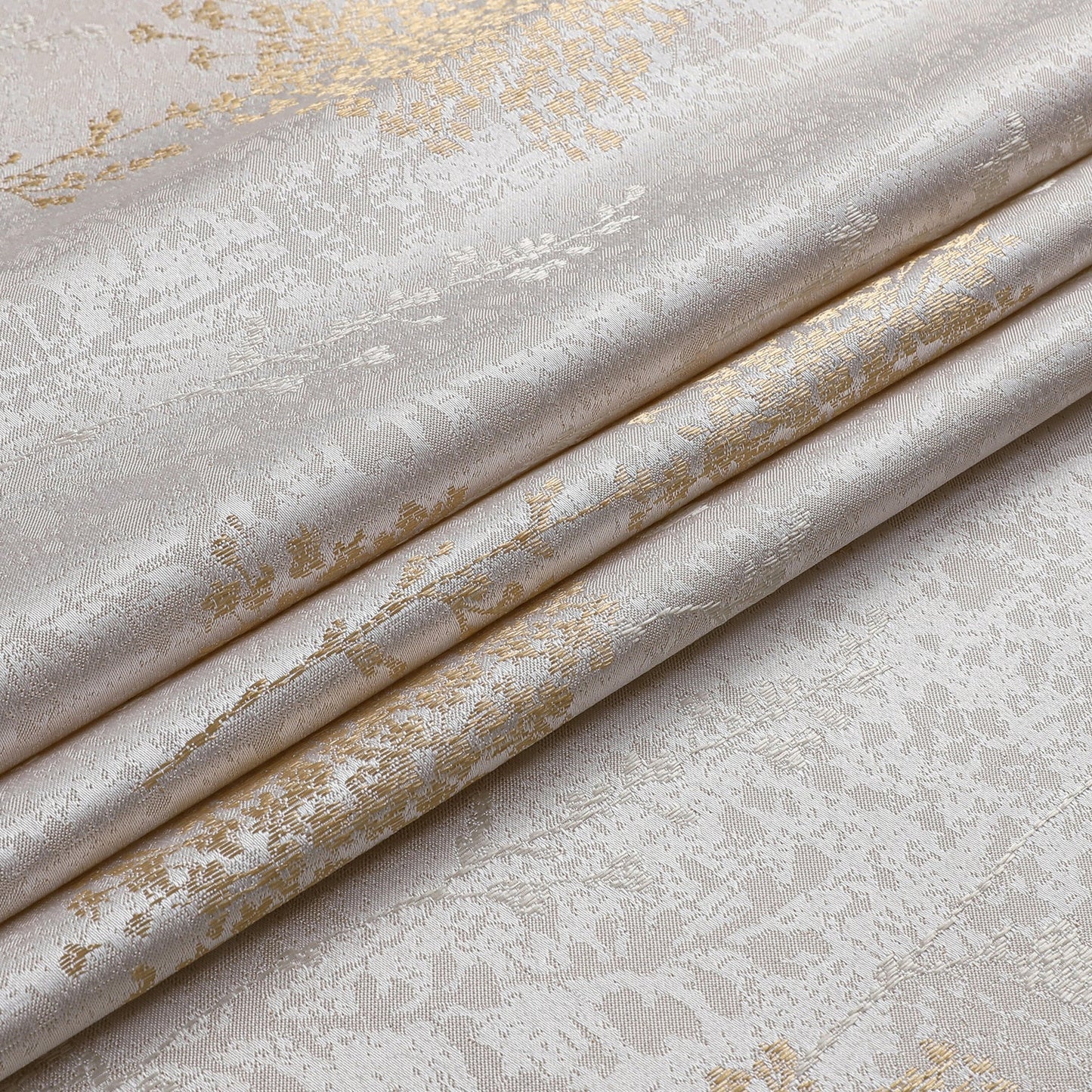 Fern Cluster Gold Tablecloth