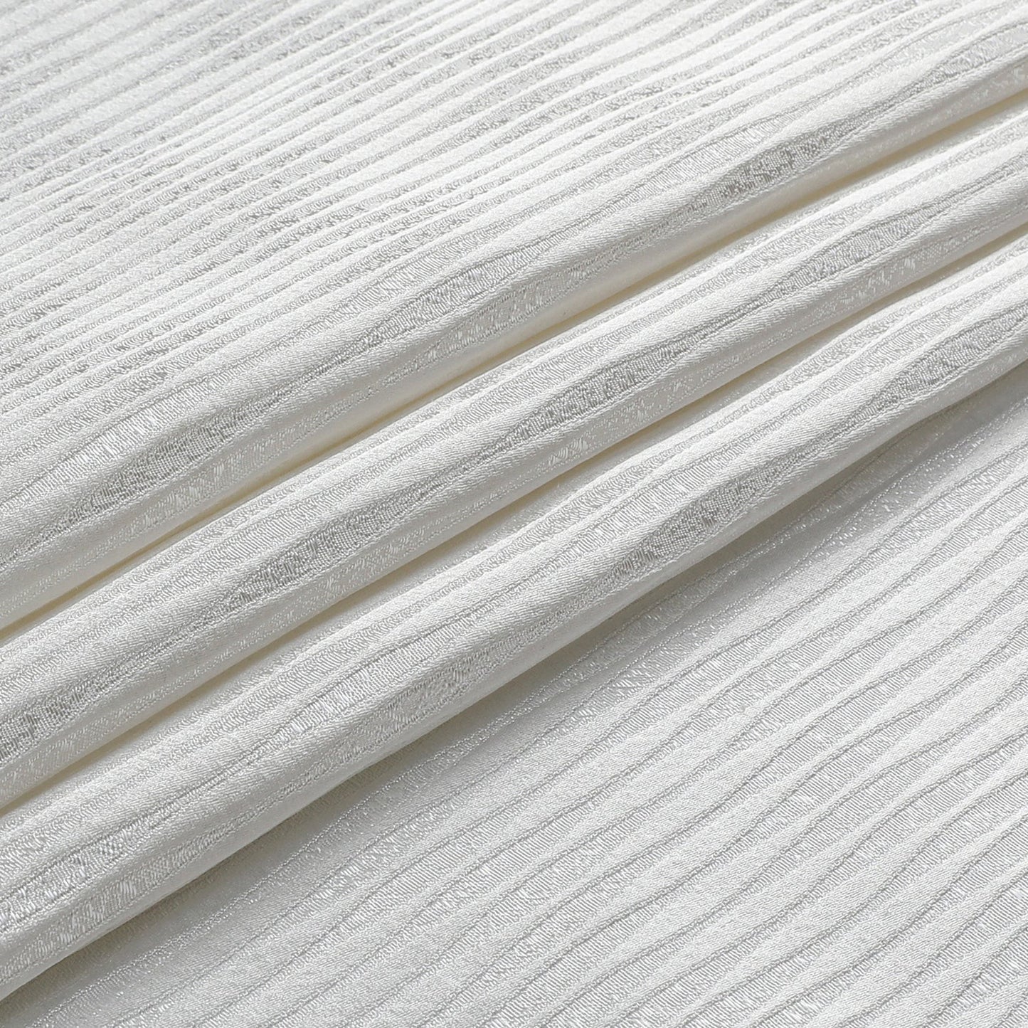 Oceania Waves White Tablecloth