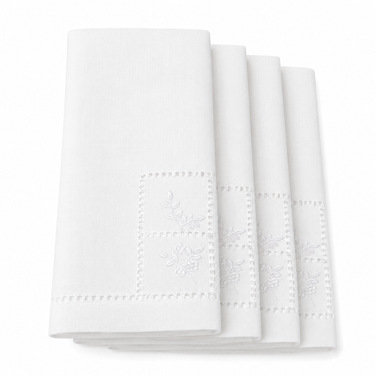 Grid Pattern with Flower Napkin 20"X20" Set of 4