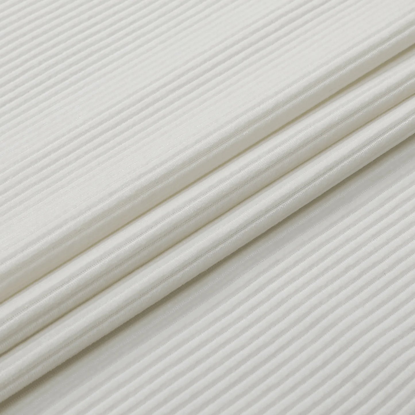 Velvet Ribbed White Tablecloth