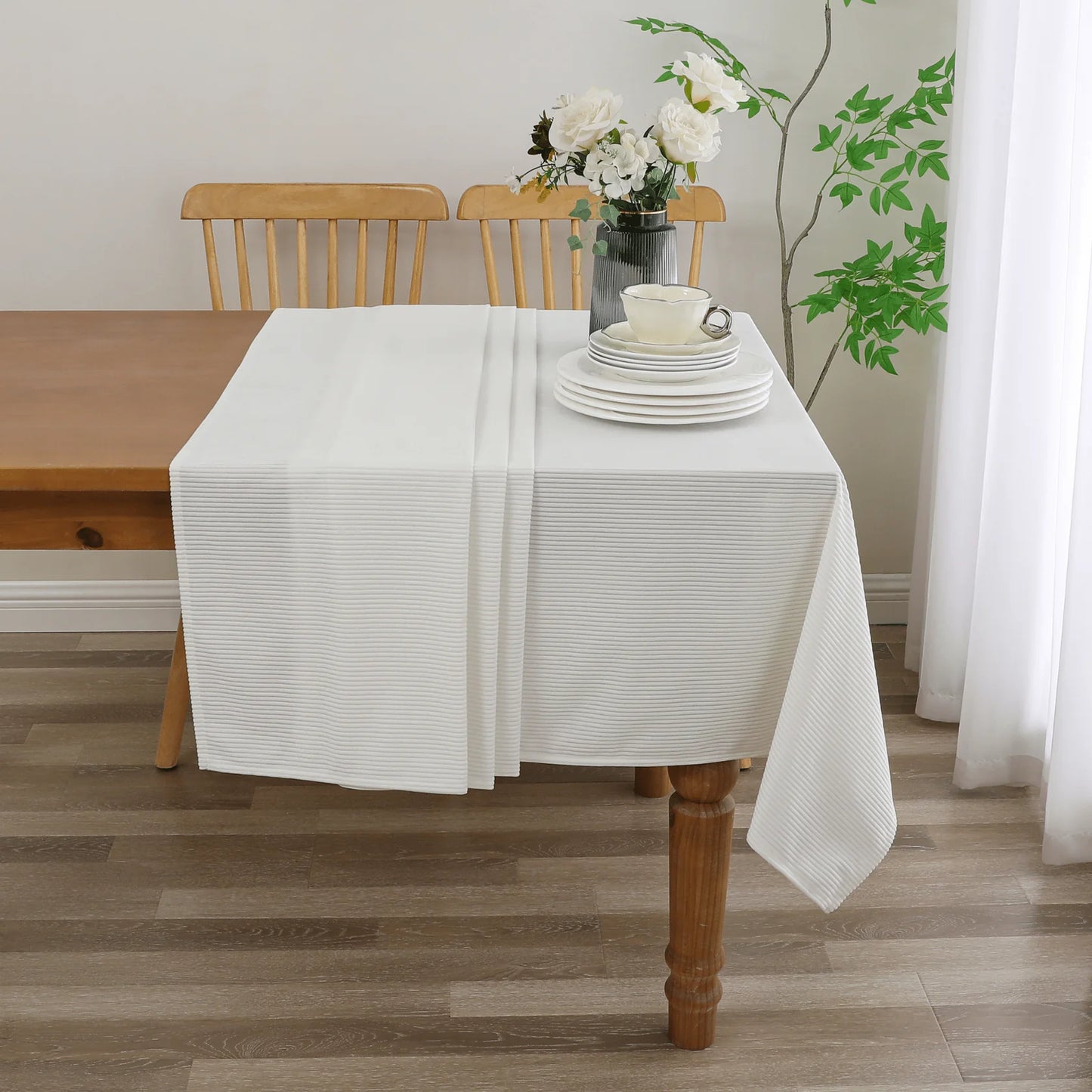 Velvet Ribbed White Tablecloth