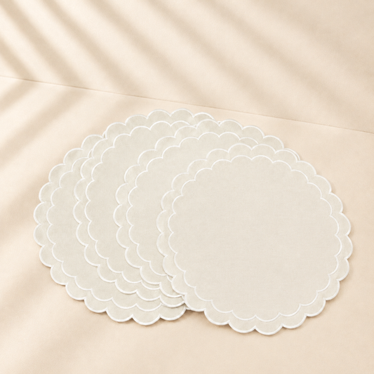 Round Scalloped Cotton Placemats: Natural / 15" Set of 4