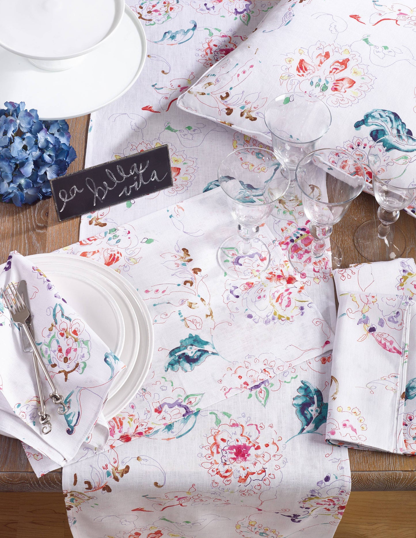 Modern Floral Linen Blend Table Runner: Marigold / 16"x72"