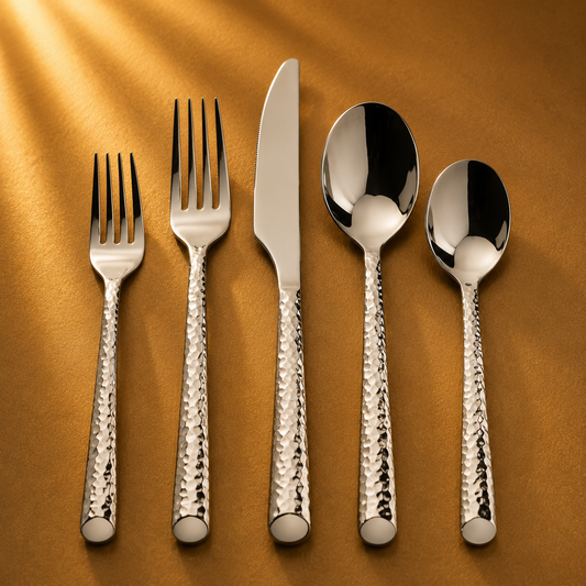 Onyx Shiny Silver 20 Pc Flatware Set
