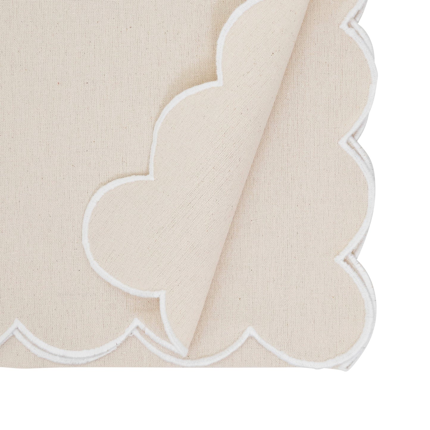 Cotton Scalloped Table Runner: Pink / 16"x72"