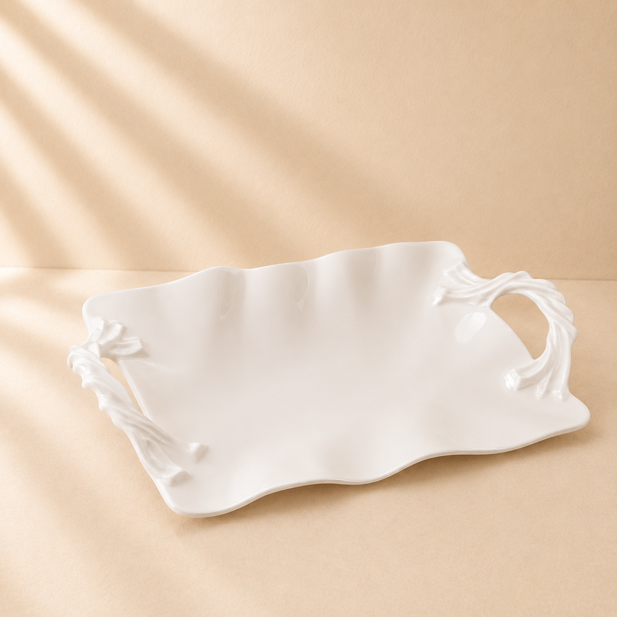 Vida Sasha White Rectangular Tray